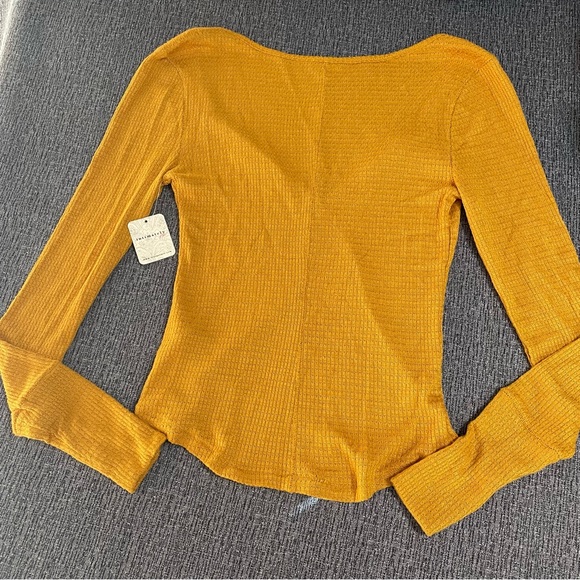 **SOLD - Free People Long Sleeve Layering Top - Picture 4 of 11